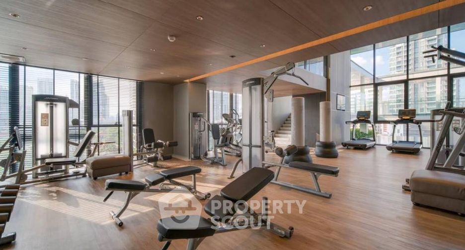 For rent 2 bedrooms condo in Khlong Toei, Bangkok