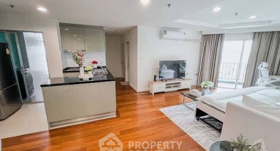 For rent 2 ベッドルーム condo in Huai Khwang, Bangkok