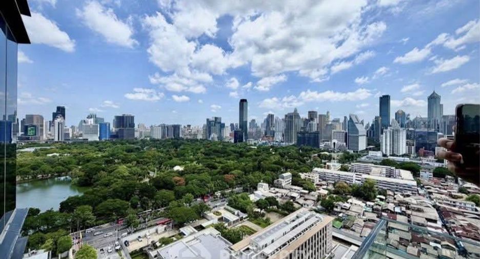 For rent 3 bedrooms condo in Sathon, Bangkok