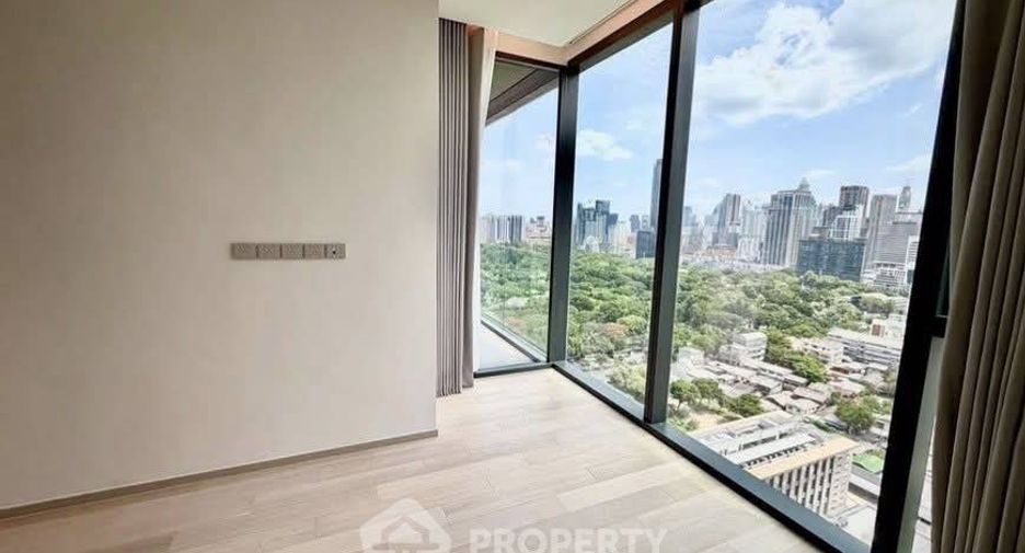 For rent 3 bedrooms condo in Sathon, Bangkok