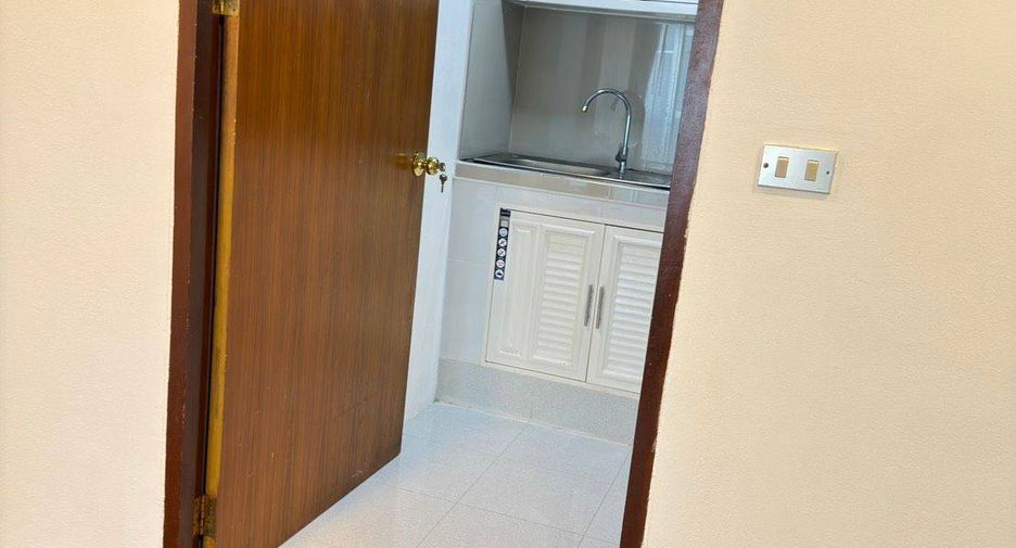 Wohnung zur Miete mit 2 Zimmer in Watthana, Bangkok