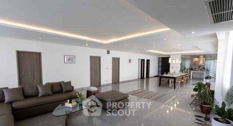 Apartment zur Miete mit 3 Zimmer in Watthana, Bangkok