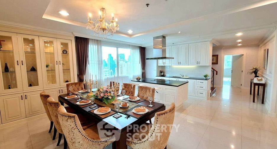 For rent 4 bedrooms apartment in Watthana, Bangkok