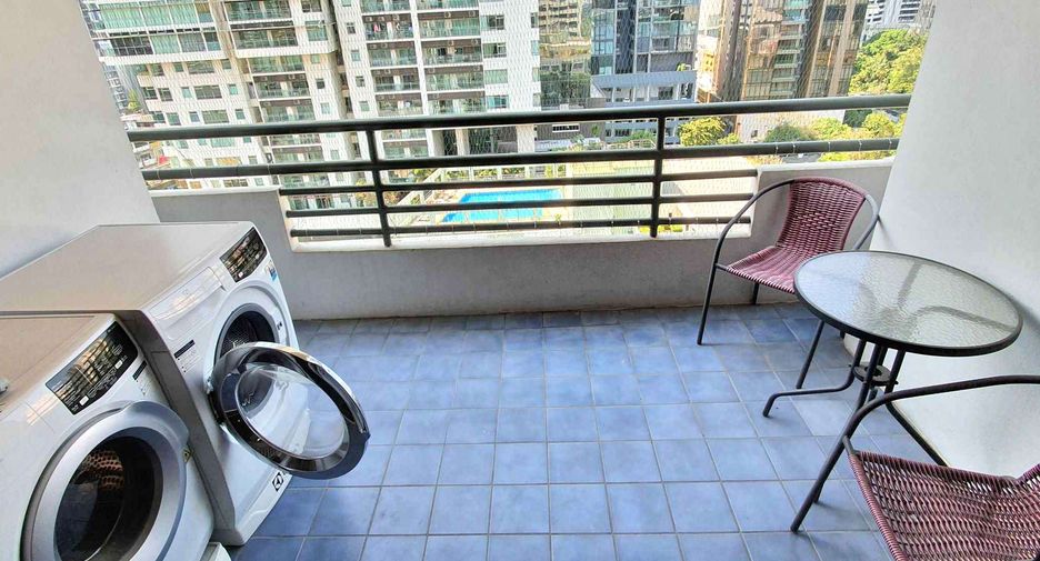 Wohnung zur Miete mit 3 Zimmer in Khlong Toei, Bangkok