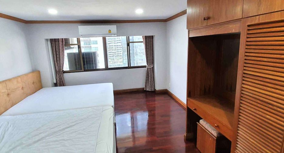 Wohnung zur Miete mit 3 Zimmer in Khlong Toei, Bangkok