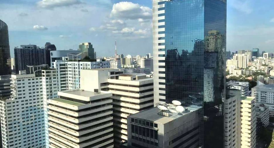 For rent 1 bed condo in Watthana, Bangkok