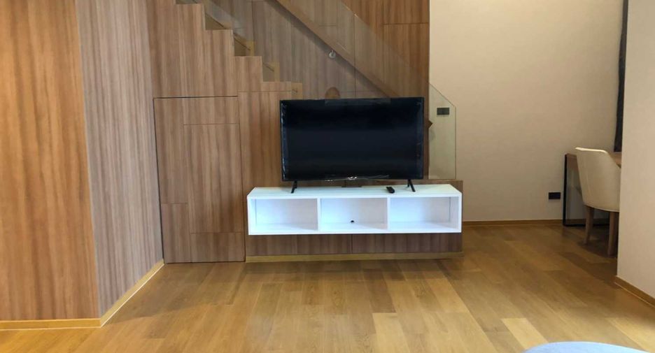 For rent 1 bed condo in Watthana, Bangkok