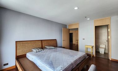 For rent and for sale 2 bedrooms condo in Watthana, Bangkok
