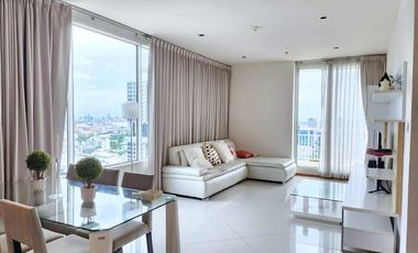 Condo en alquiler de 3 habitaciones en Sathon, Bangkok