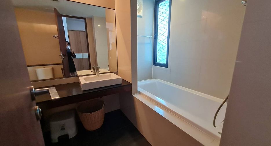 Condo en alquiler de 2 habitaciones en Watthana, Bangkok