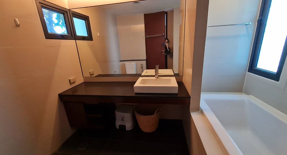 Condo en alquiler de 2 habitaciones en Watthana, Bangkok