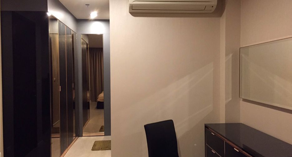 À louer 2 chambres condo à Sathon, Bangkok