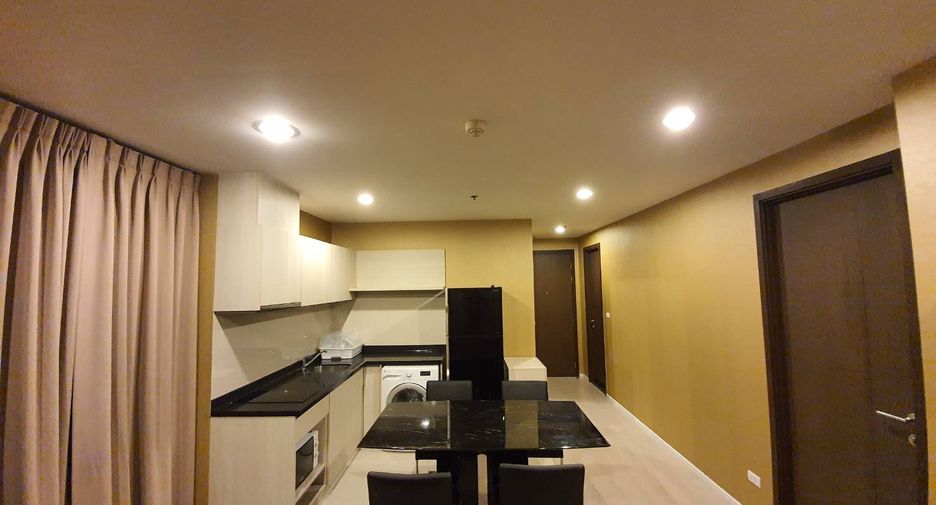À louer 2 chambres condo à Sathon, Bangkok