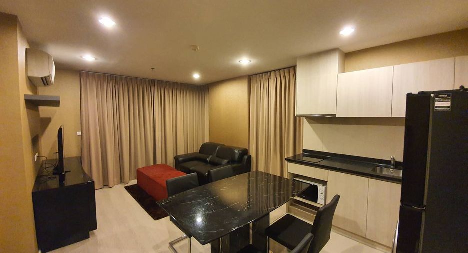 À louer 2 chambres condo à Sathon, Bangkok