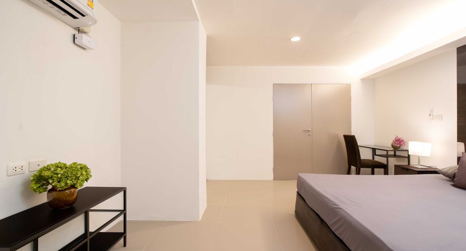For rent 2 ベッドルーム condo in Khlong Toei, Bangkok