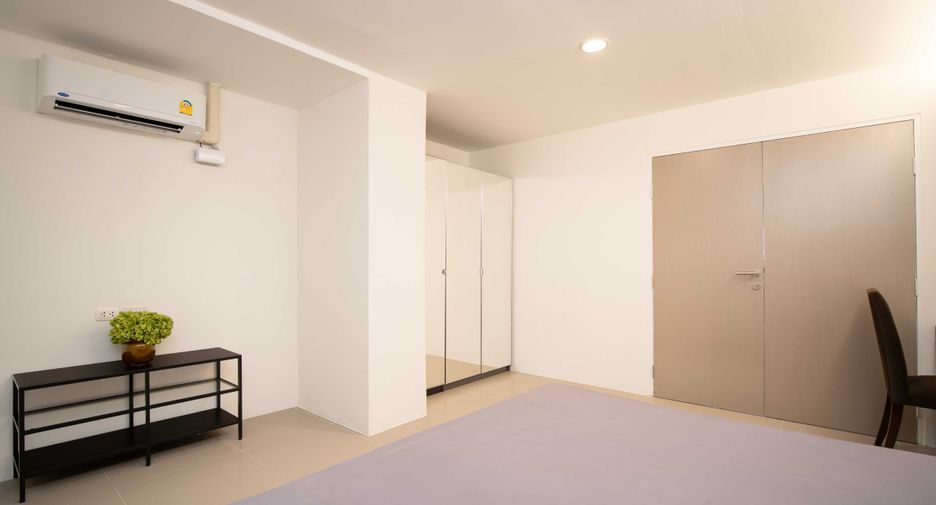 For rent 2 ベッドルーム condo in Khlong Toei, Bangkok