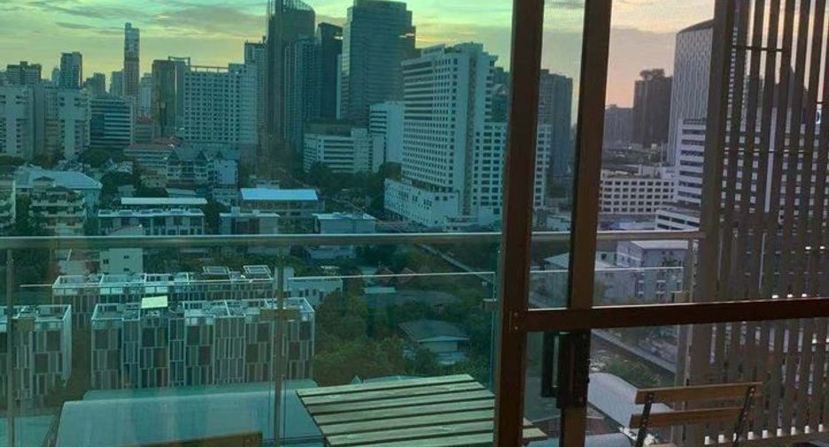 Condo en alquiler de 2 habitaciones en Watthana, Bangkok
