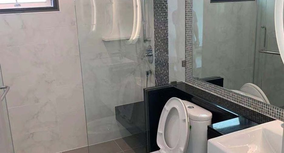 Condo en alquiler de 2 habitaciones en Watthana, Bangkok