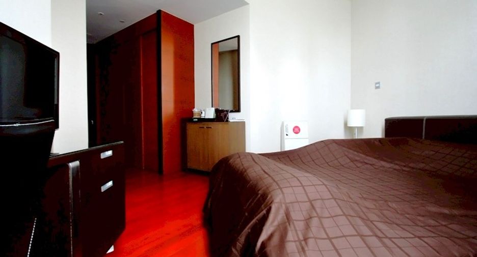 À louer 2 chambres condo à Sathon, Bangkok