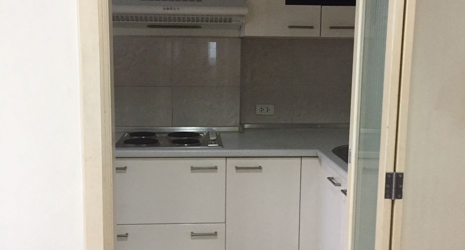 Condo en alquiler de 2 habitaciones en Khlong Toei, Bangkok
