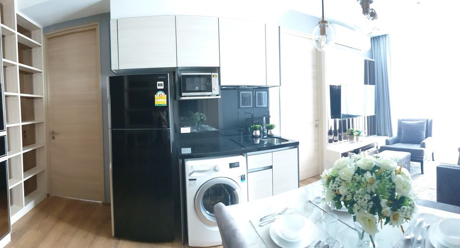 Wohnung zur Miete mit 2 Zimmer in Khlong Toei, Bangkok