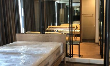 For rent and for sale 2 bedrooms condo in Khlong Toei, Bangkok
