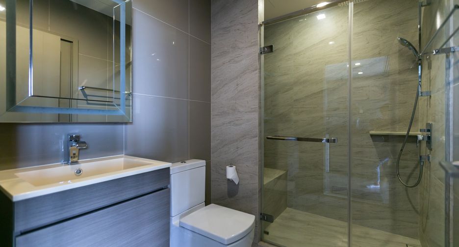 For rent そして for sale 2 ベッドルーム condo in Suan Luang, Bangkok