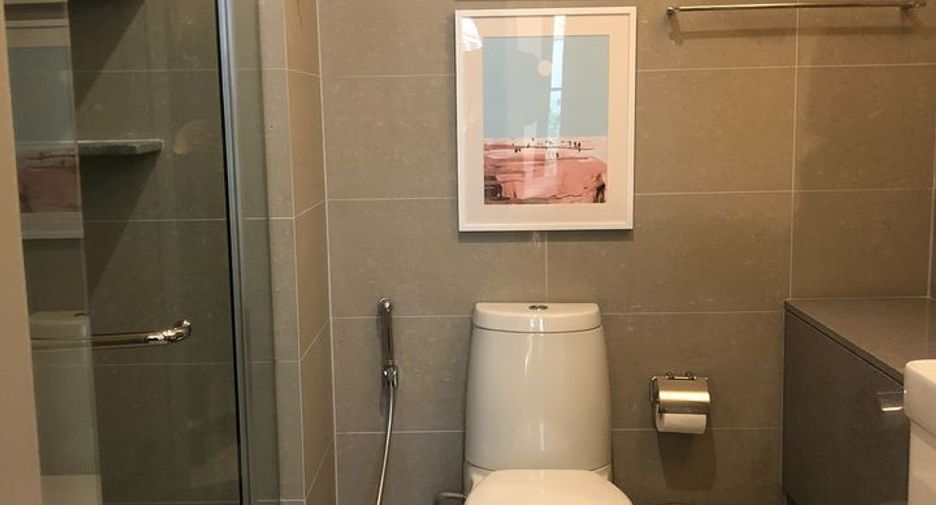 For rent 1 bed condo in Pathum Wan, Bangkok