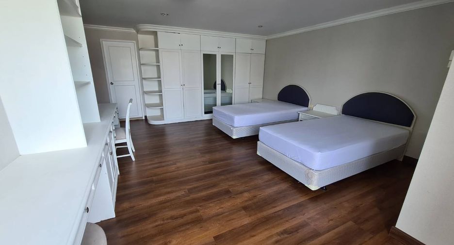 For rent 3 ベッドルーム condo in Watthana, Bangkok