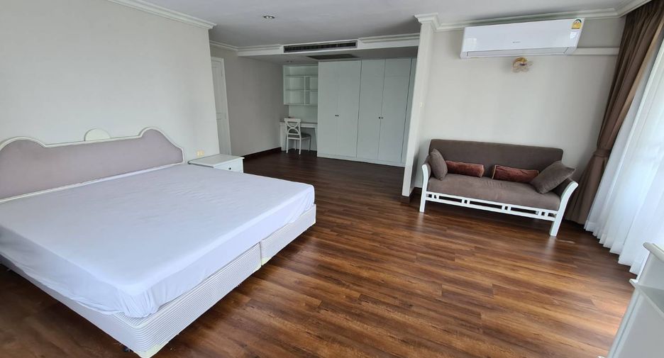 For rent 3 ベッドルーム condo in Watthana, Bangkok