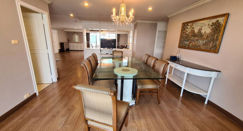 For rent 3 ベッドルーム condo in Watthana, Bangkok
