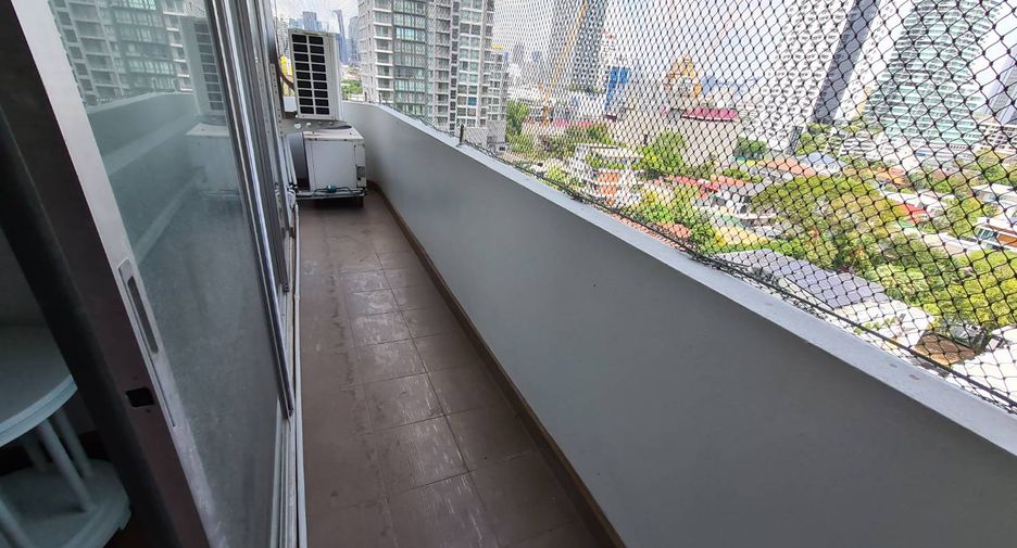 For rent 3 ベッドルーム condo in Watthana, Bangkok