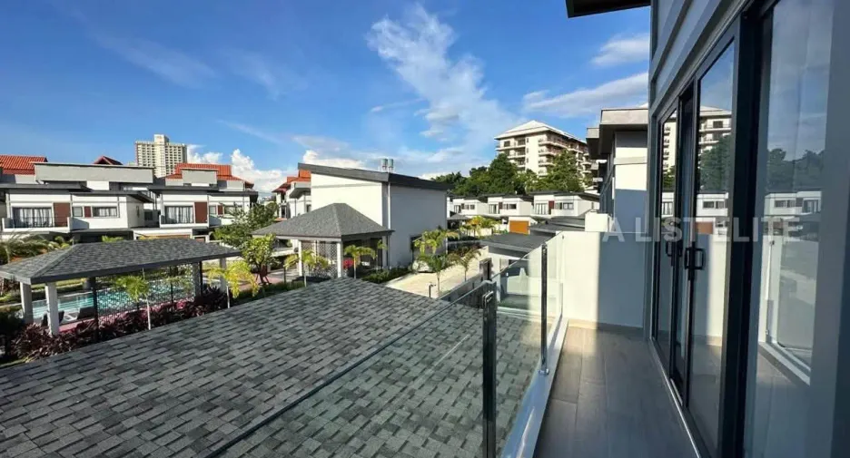 For rent 3 bedrooms house in Pran Buri, Prachuap Khiri Khan