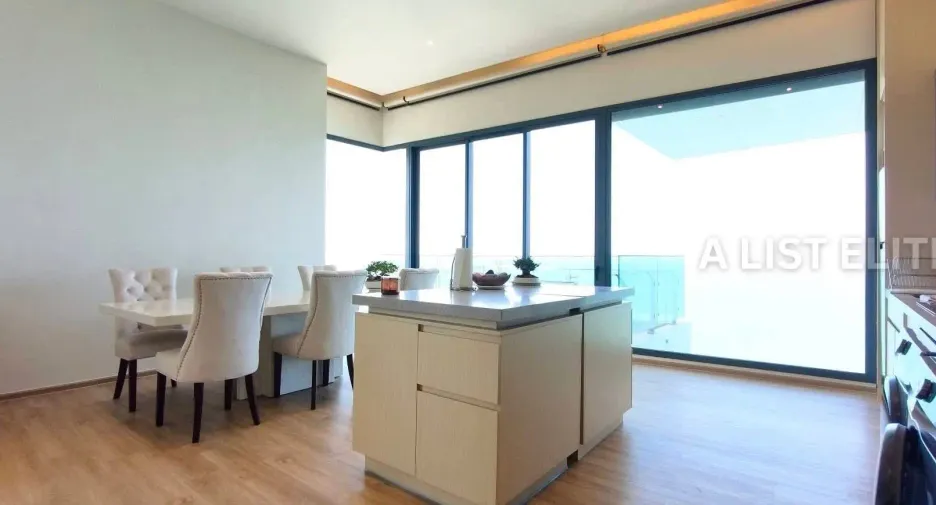 Condo en alquiler de 3 habitaciones en Bang Lamung, Chonburi