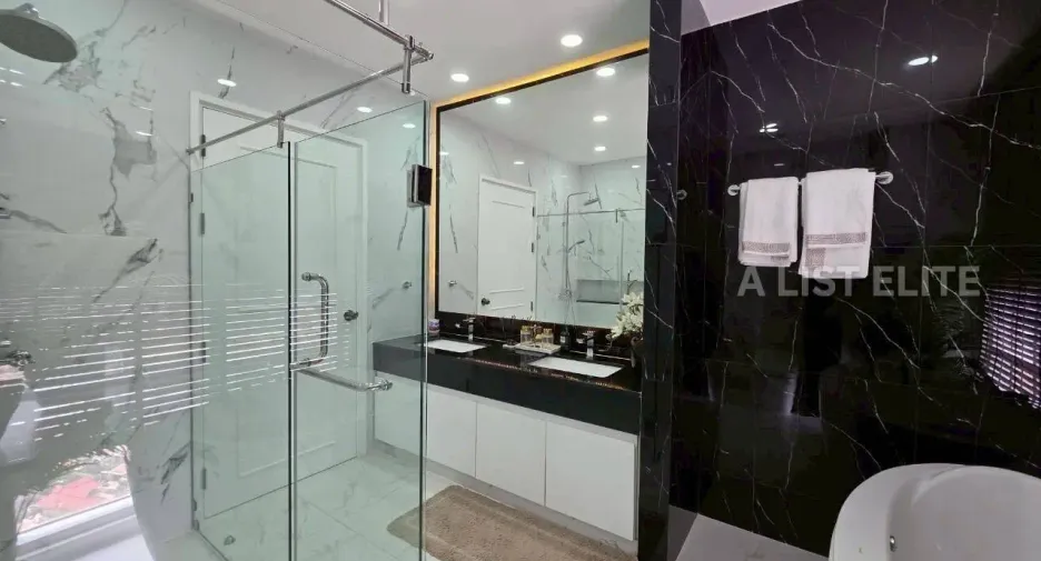 出售 5 卧室 公寓 在 Bang Lamung, Chon Buri