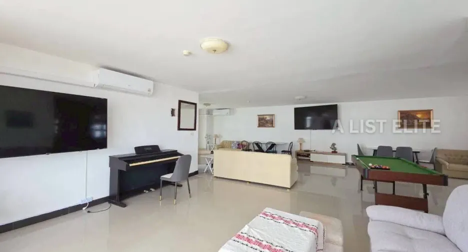 For sale 2 ベッドルーム condo in Bang Lamung, Chonburi