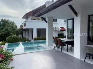 For rent 4 ベッドルーム house in Na Jomtien, Pattaya