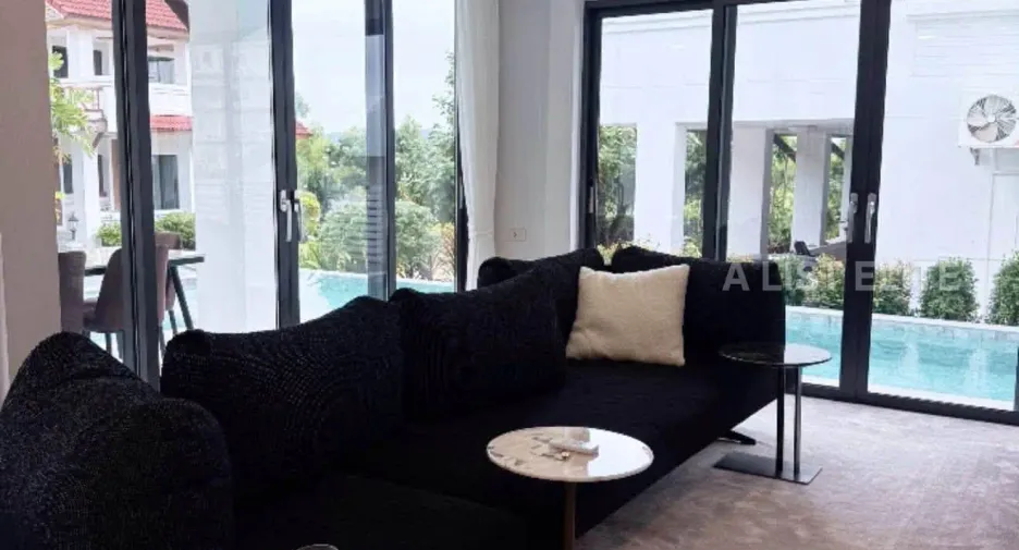 For rent 4 ベッドルーム house in Na Jomtien, Pattaya