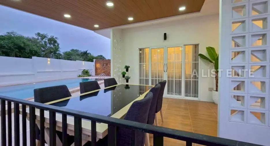 À vendre 3 chambres maison à Bang Saray, Pattaya