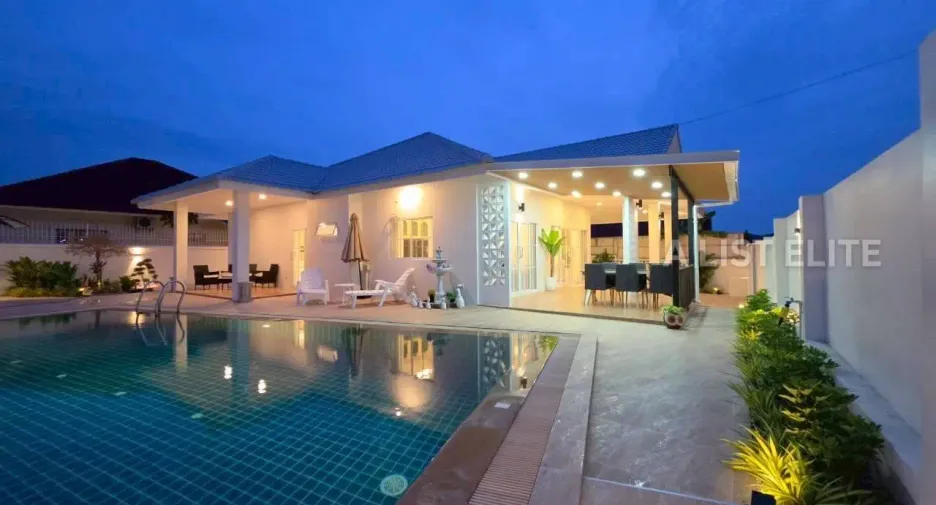 À vendre 3 chambres maison à Bang Saray, Pattaya