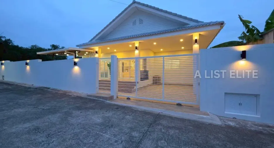 À vendre 3 chambres maison à Bang Saray, Pattaya