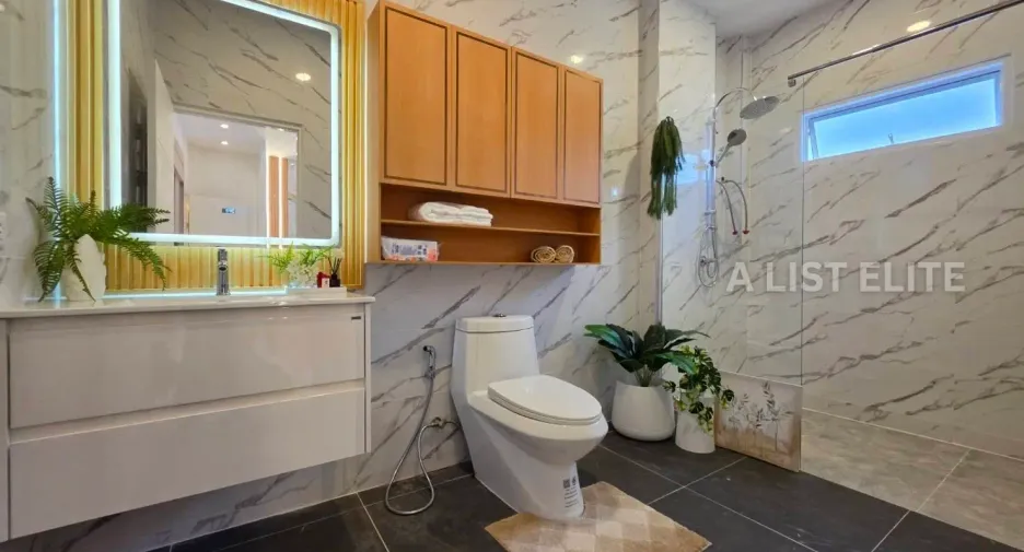 À vendre 3 chambres maison à Bang Saray, Pattaya