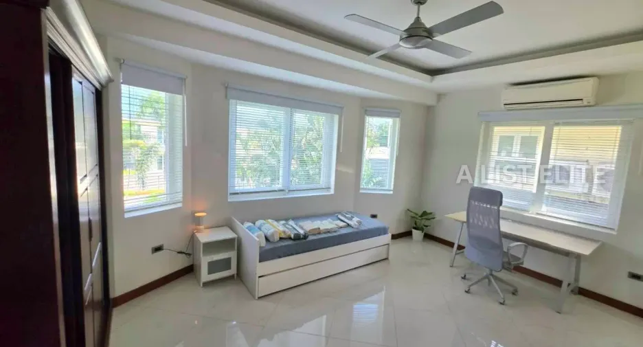 出租 3 卧室 独立屋 在 Bang Lamung, Chon Buri