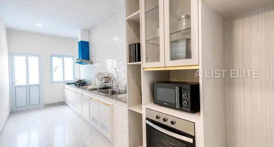 For rent 5 ベッドルーム house in Huay Yai, Pattaya