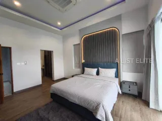 ให้เช่า 6 ห้องนอน บ้านเดี่ยว ใน บางละมุง, ชลบุรี