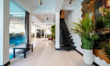 Haus zum Kauf mit 8 Zimmer in Jomtien, Pattaya