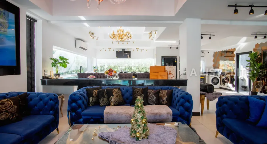 Haus zum Kauf mit 8 Zimmer in Jomtien, Pattaya