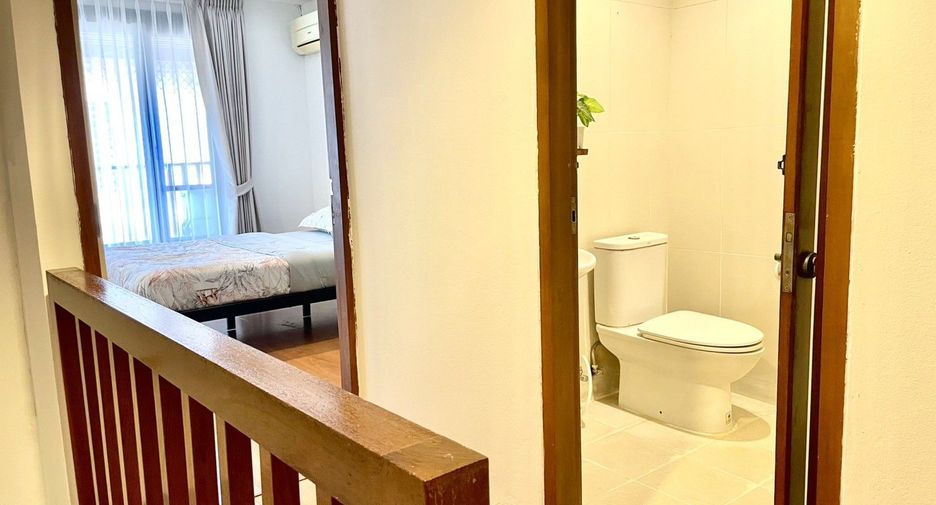 For rent 3 ベッドルーム townhouse in Bang Na, Bangkok