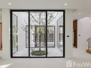 For sale 4 bedrooms house in Prawet, Bangkok