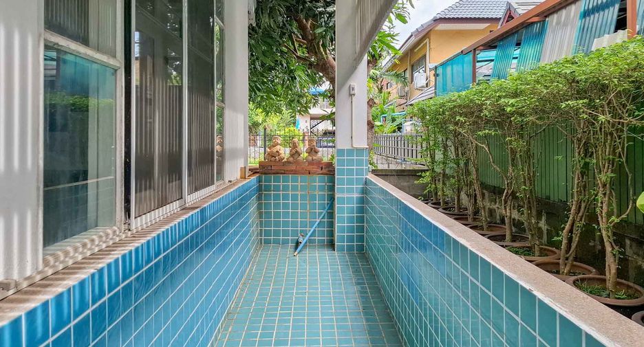 Haus zur Miete mit 4 Zimmer in Mueang Chiang Mai, Chiang Mai